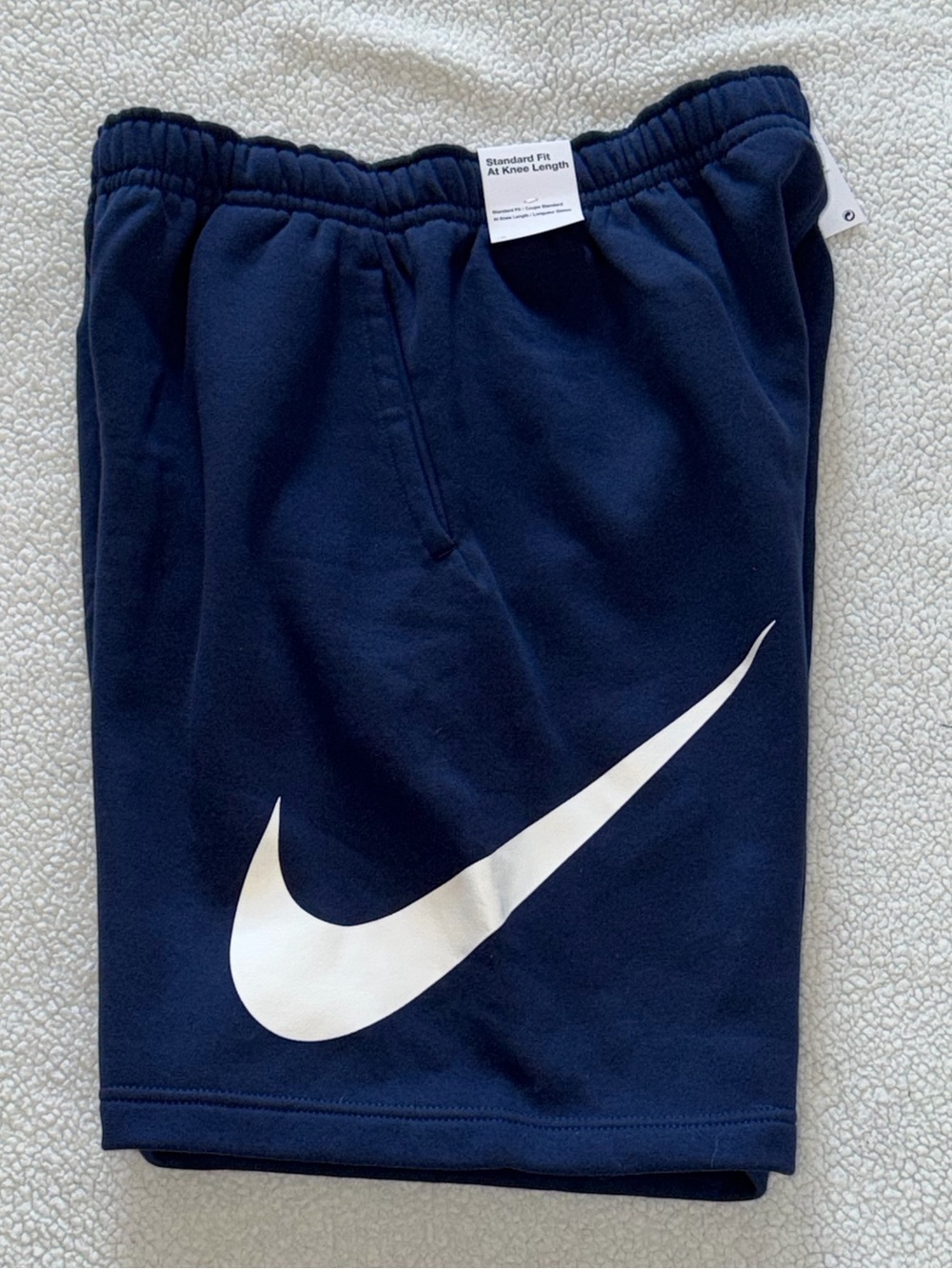 NWT Nike Sportswear Mens Fleece Club Swoosh Shorts - Obsidian - Size MEDIUM M